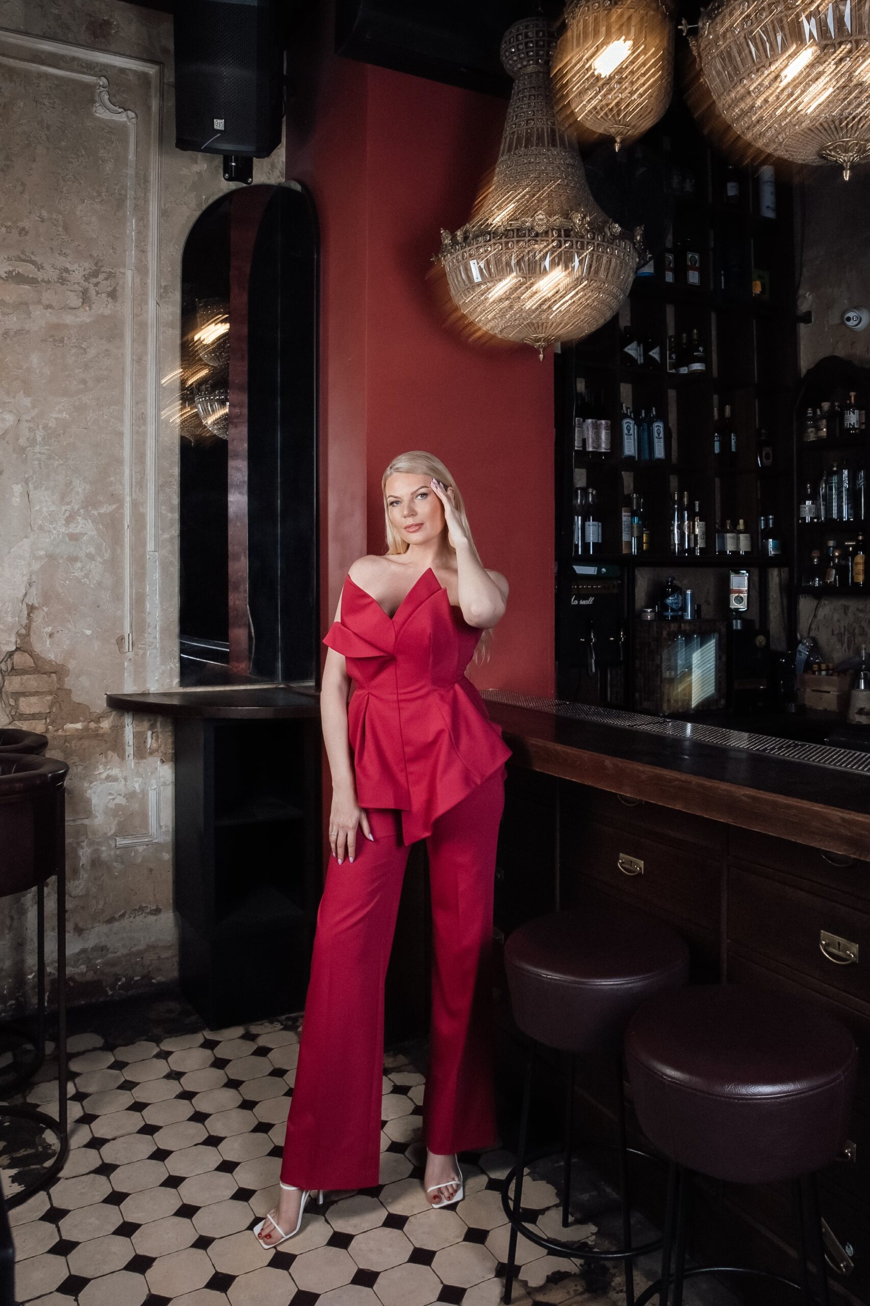 Kostiumėlis Rožinis narcizas (1)-min